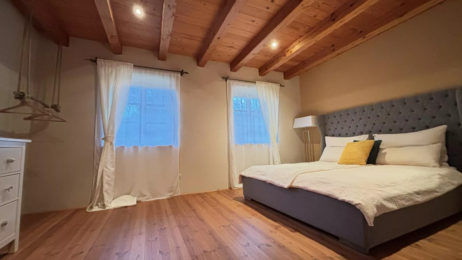 Feistritz Berg und See