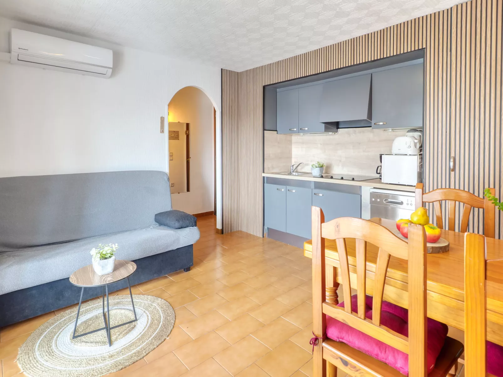 Canal Port Empuries - Drinnen