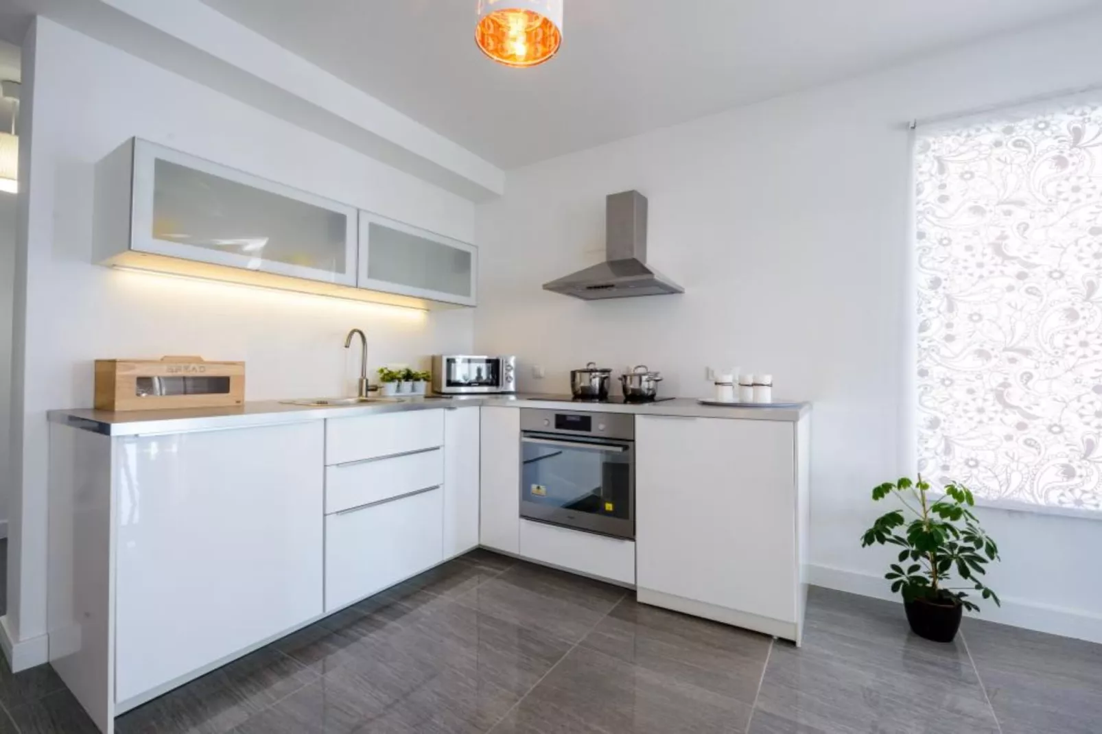 Apartments Villa Capitano - Two Bedroom Apartment with Balcony and Sea View (ŽUTI) - Küche