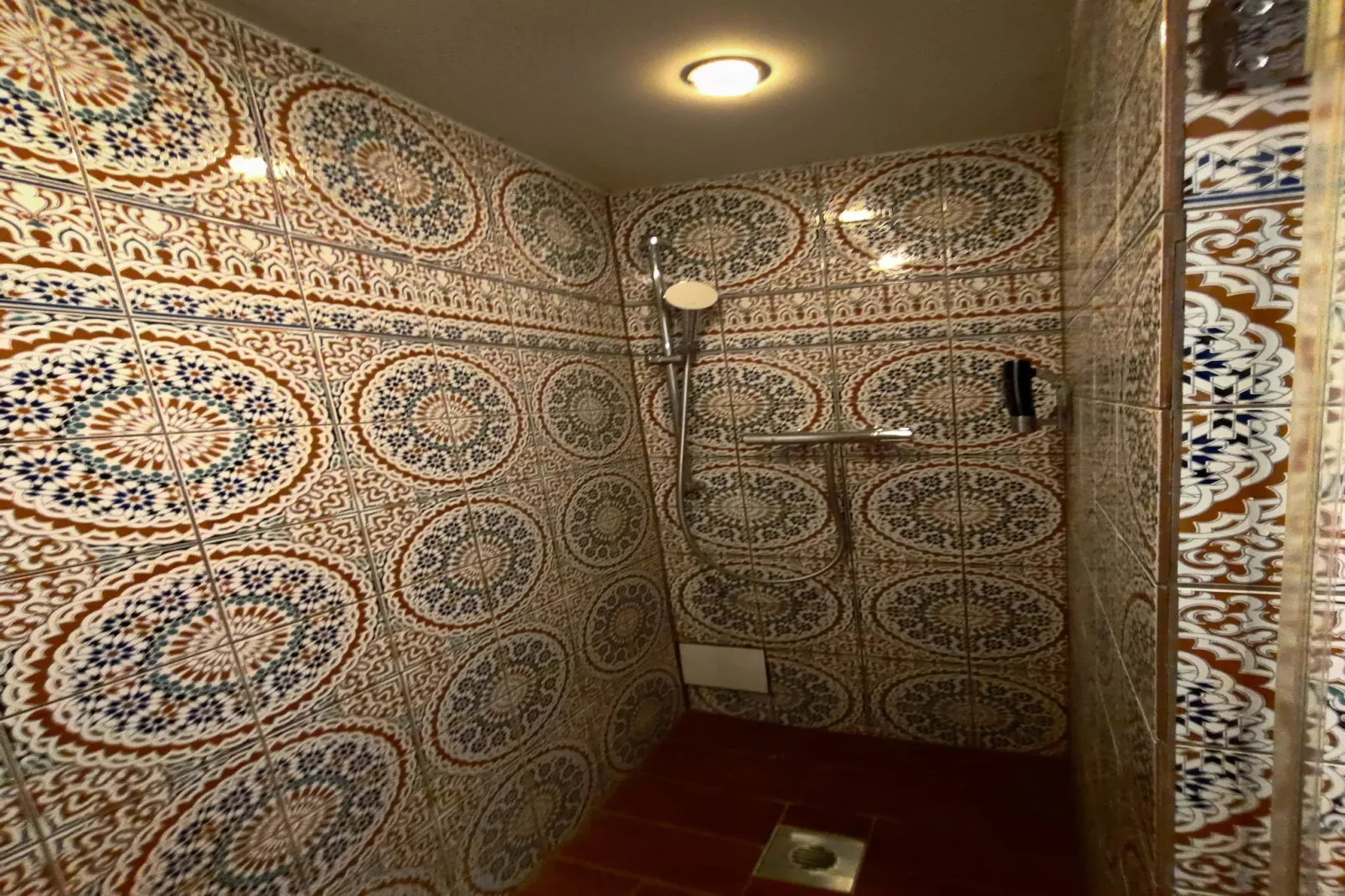 Suite with Hot Tub - Bathroom