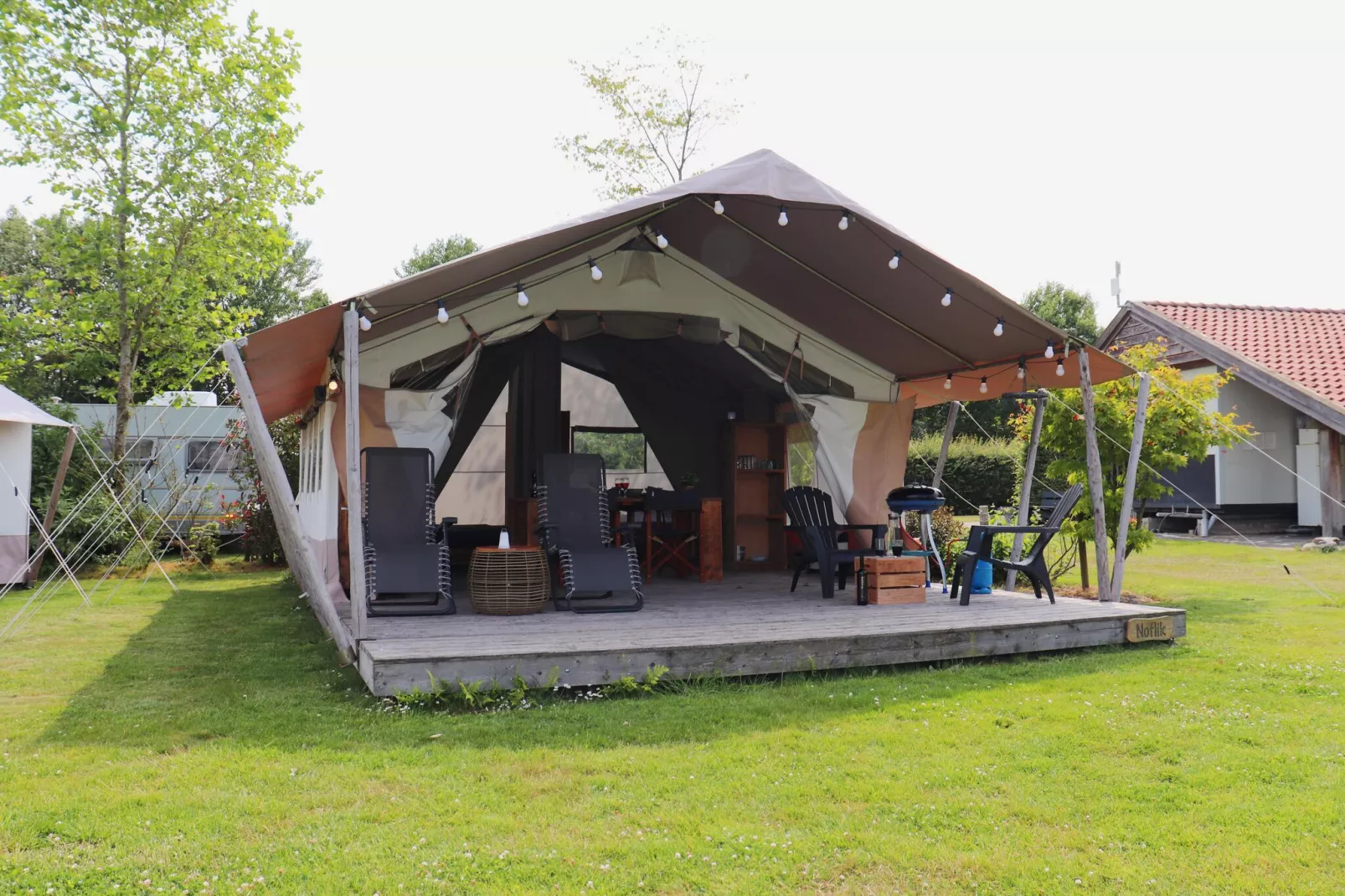 Safaritent ''Noflik"-Außenbereich Sommer