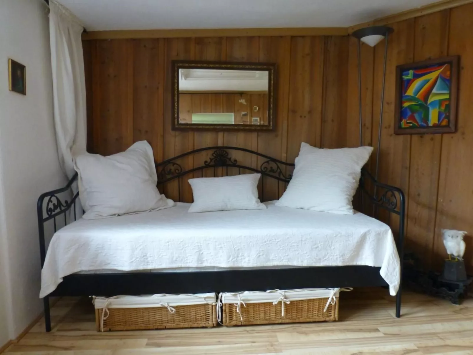 Chalet-Hausteil mit Garten im Dorfkern - Drinnen
