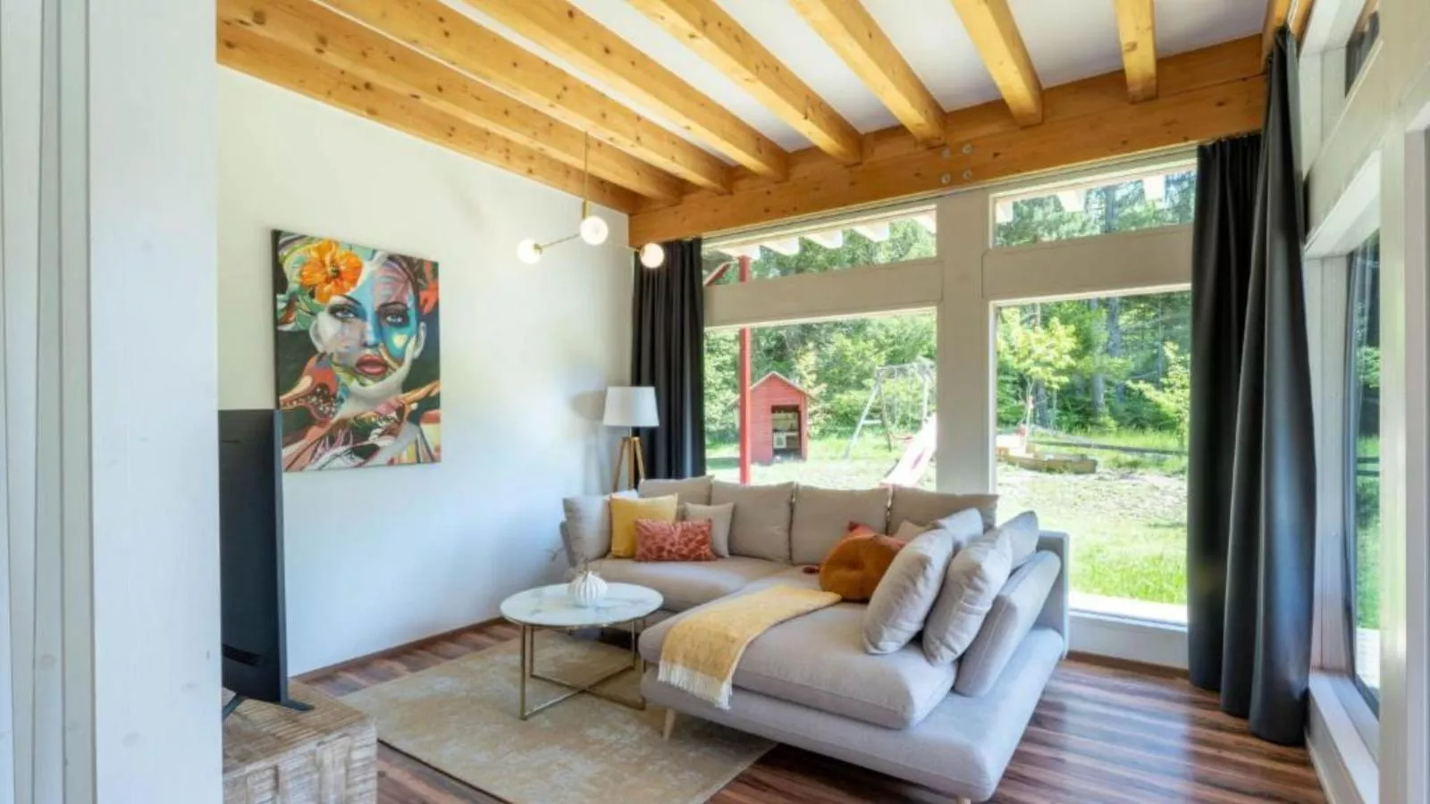 Karawankenblick - Wohnzimmer