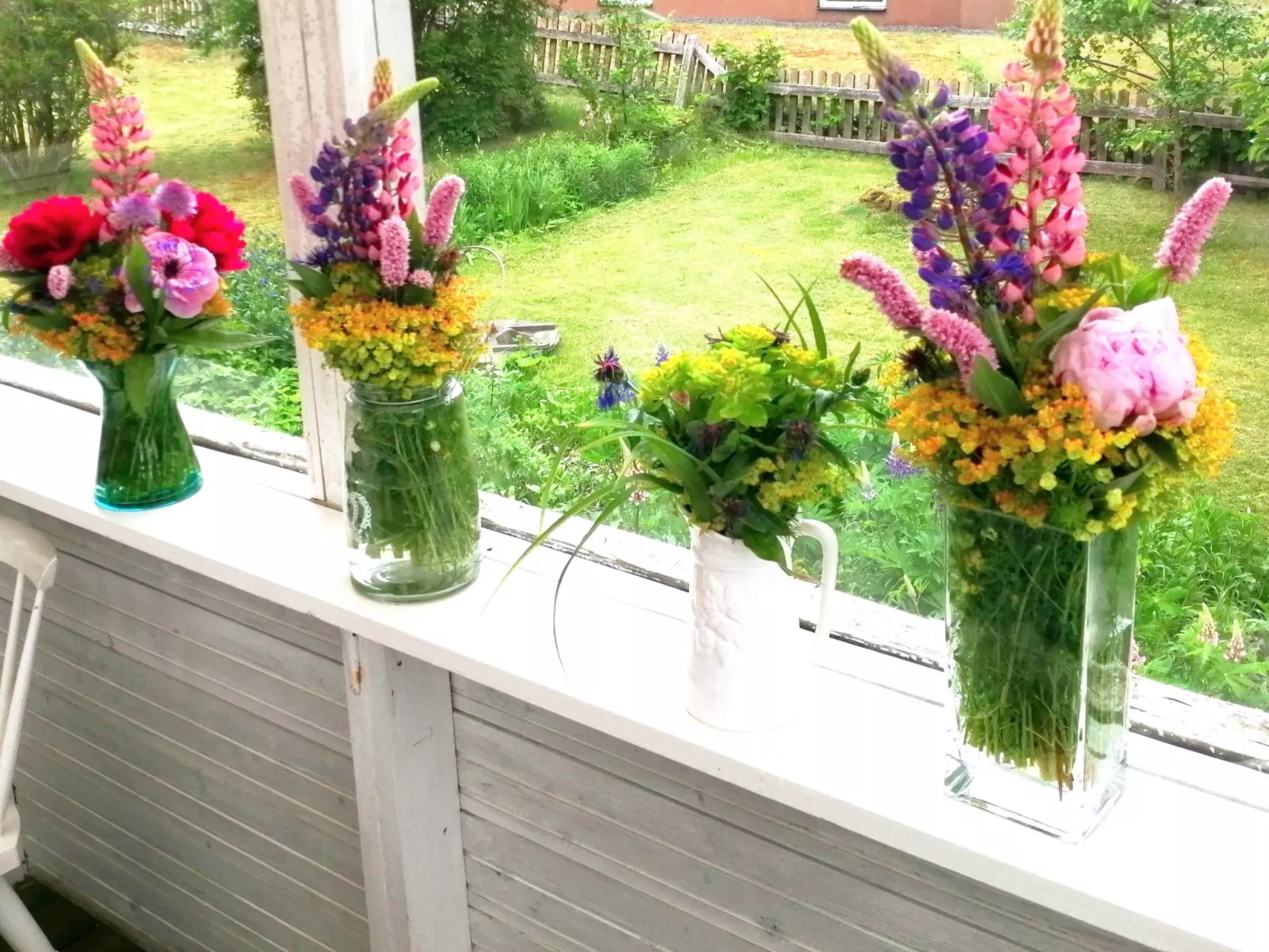 Buntes Schwedenhaus Lillebror - Draußen