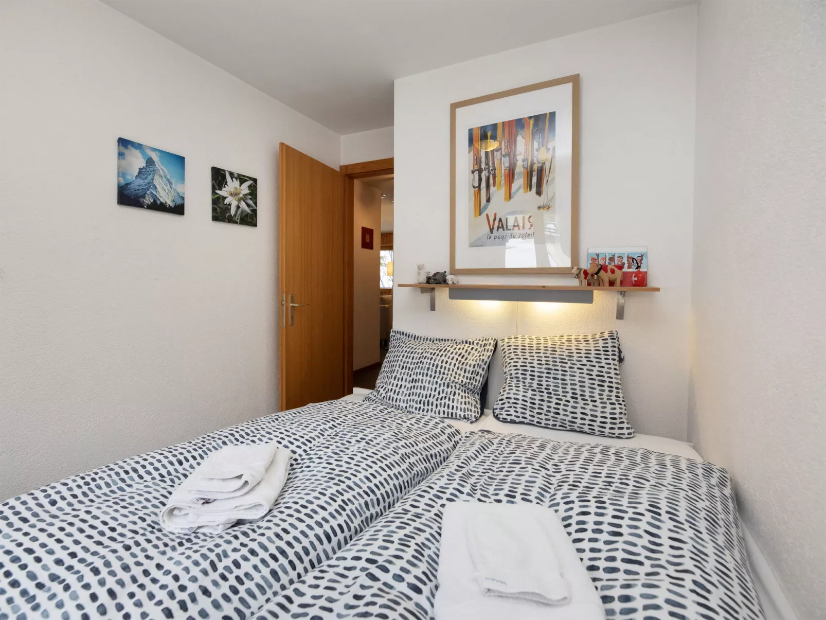 Prachalier I No6 - Inside