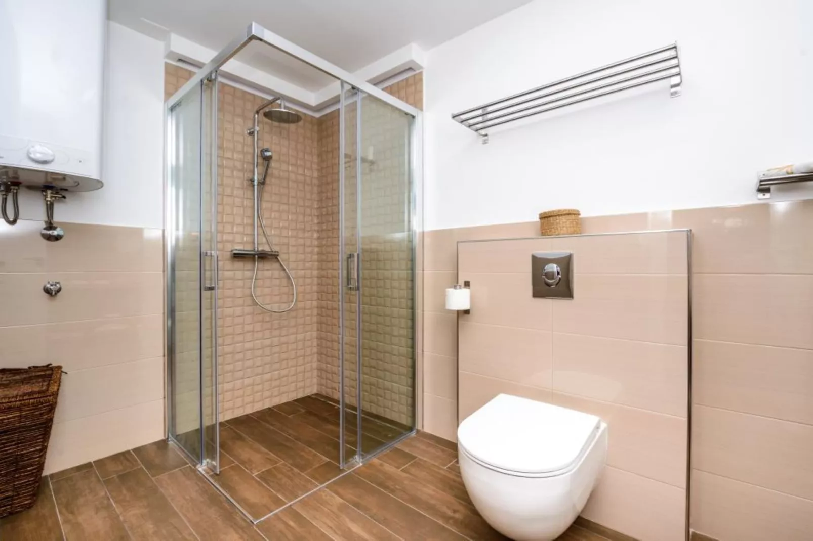 Apartments Villa Capitano - Two Bedroom Apartment with Balcony and Sea View (ŽUTI) - Badezimmer