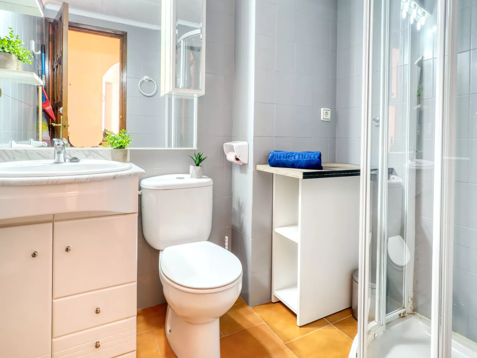 Canal Port Empuries - Drinnen