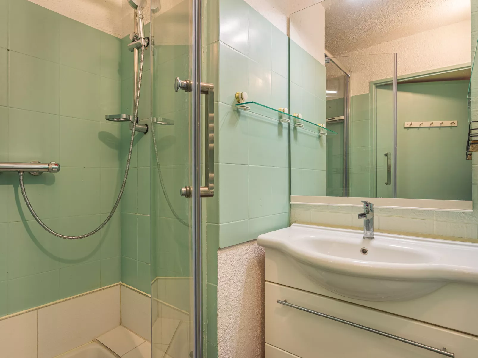 Marie Galante - Drinnen