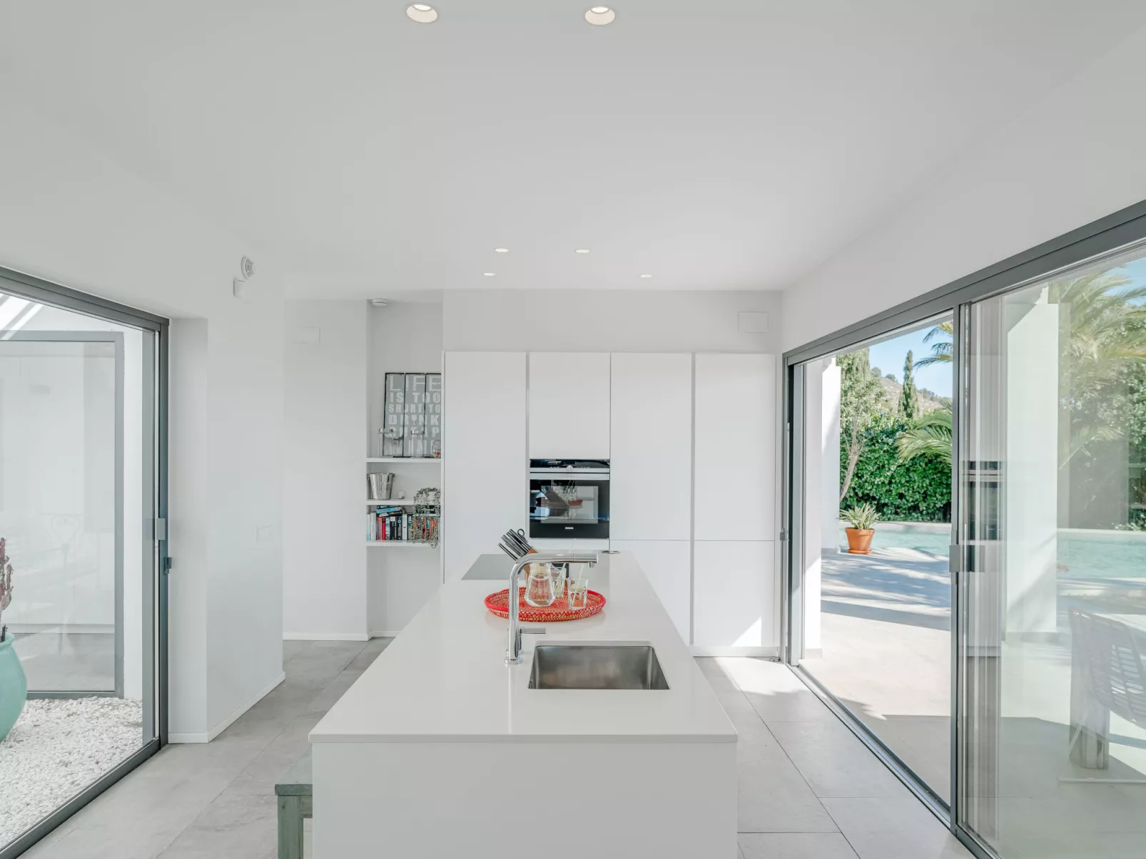 Casa Guapa - Outside