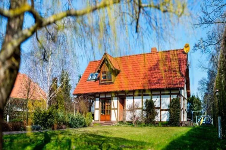 Dom wakacyjny w Karwieńskich Błotach - Outdoor