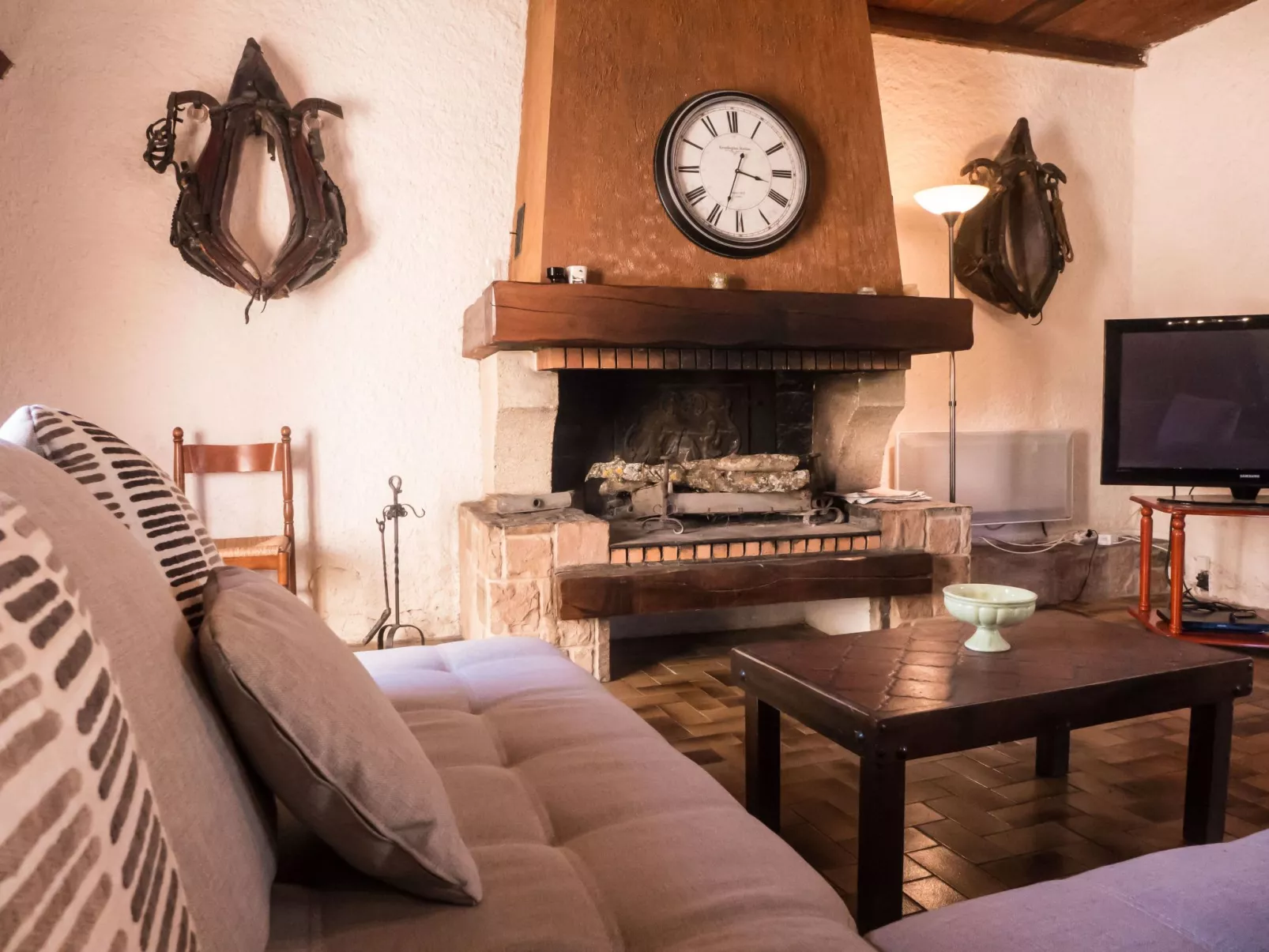 Charmantes Natursteinhaus mit Pool - Image-tags.info