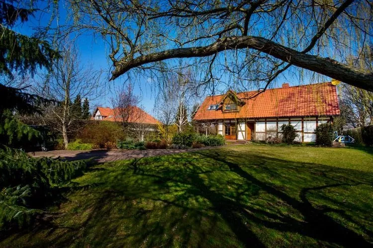 Dom wakacyjny w Karwieńskich Błotach - Outdoor