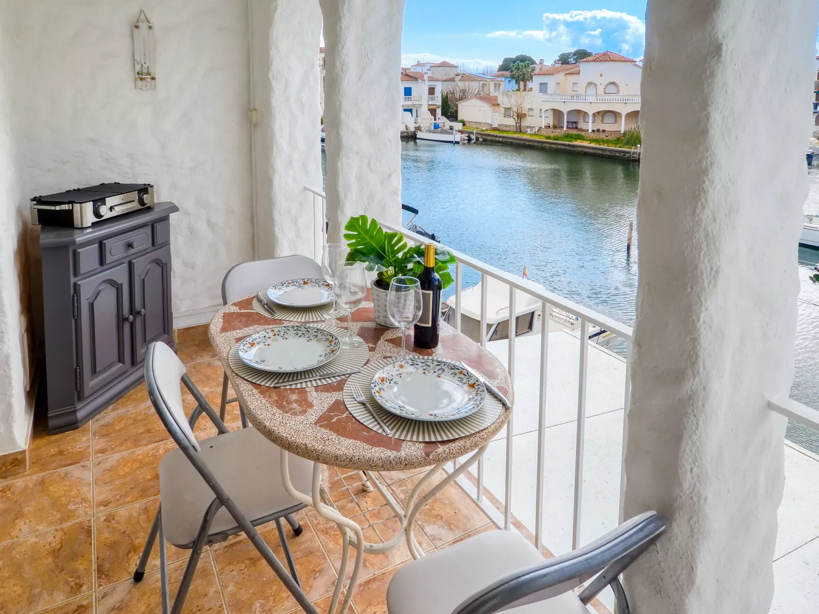 Canal Port Empuries - Draußen