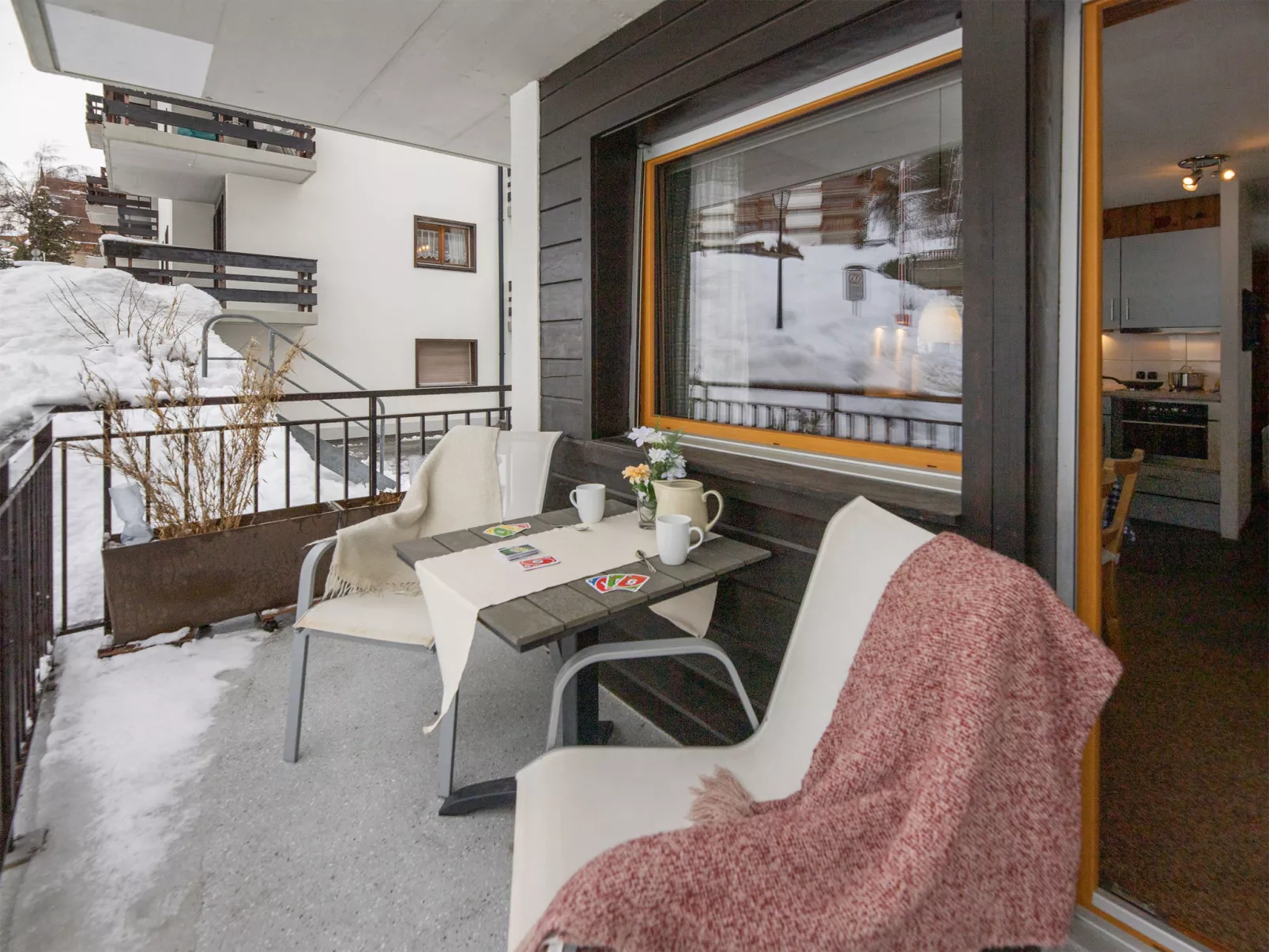 Prachalier I No6 - Outside