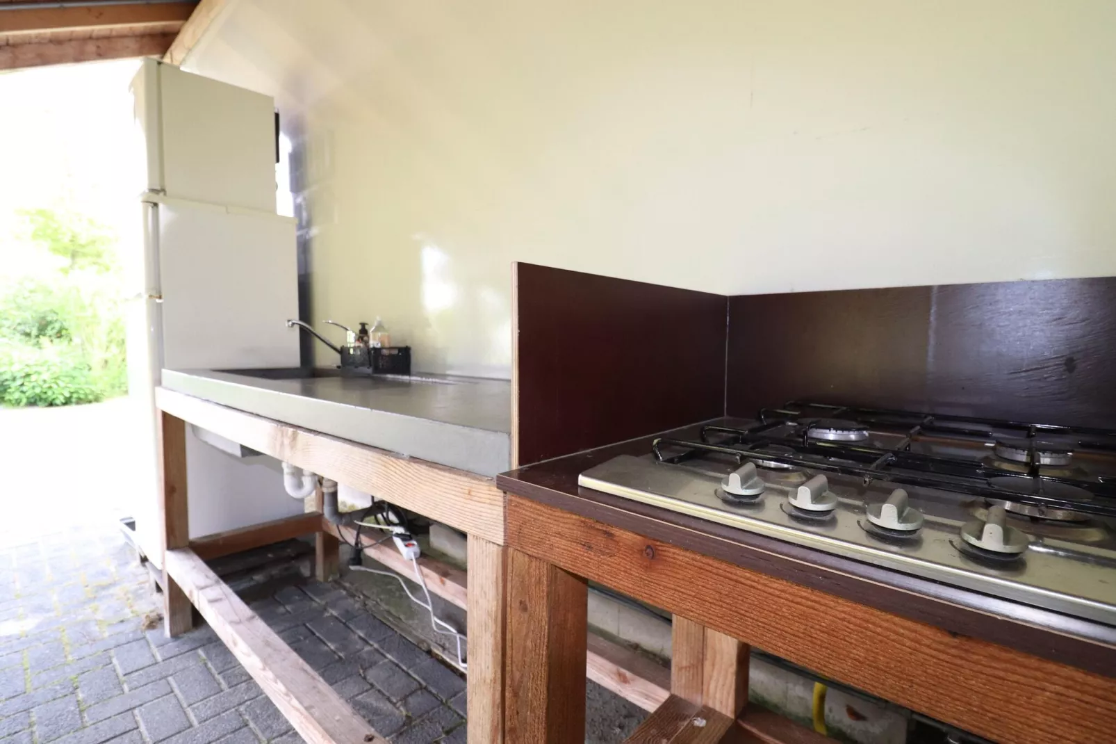 Twee Glamour tenten "Kreas" en "Smuk" naast elkaar-Kitchen