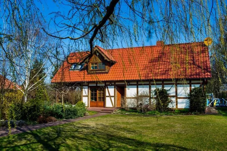 Dom wakacyjny w Karwieńskich Błotach - Outdoor