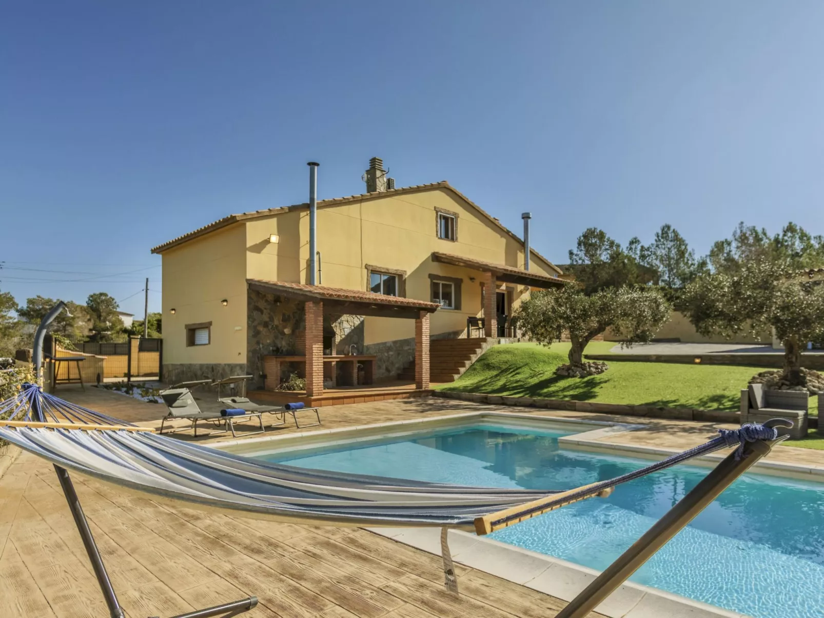 Can Gordei - Draußen