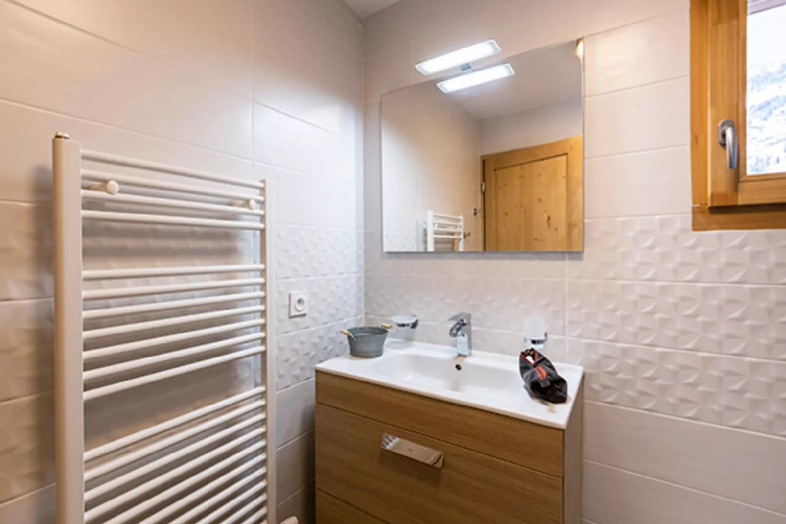 VAUJANY Le Saphir-A36P - Badezimmer