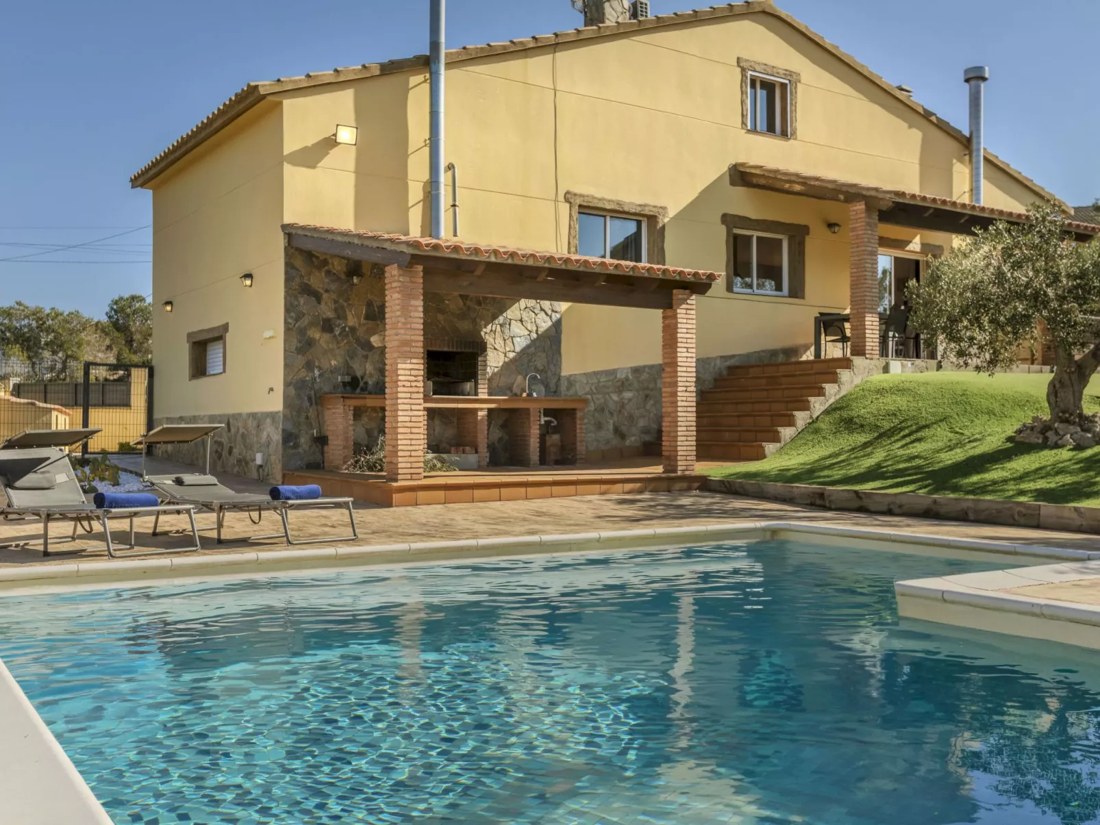 Can Gordei - Draußen