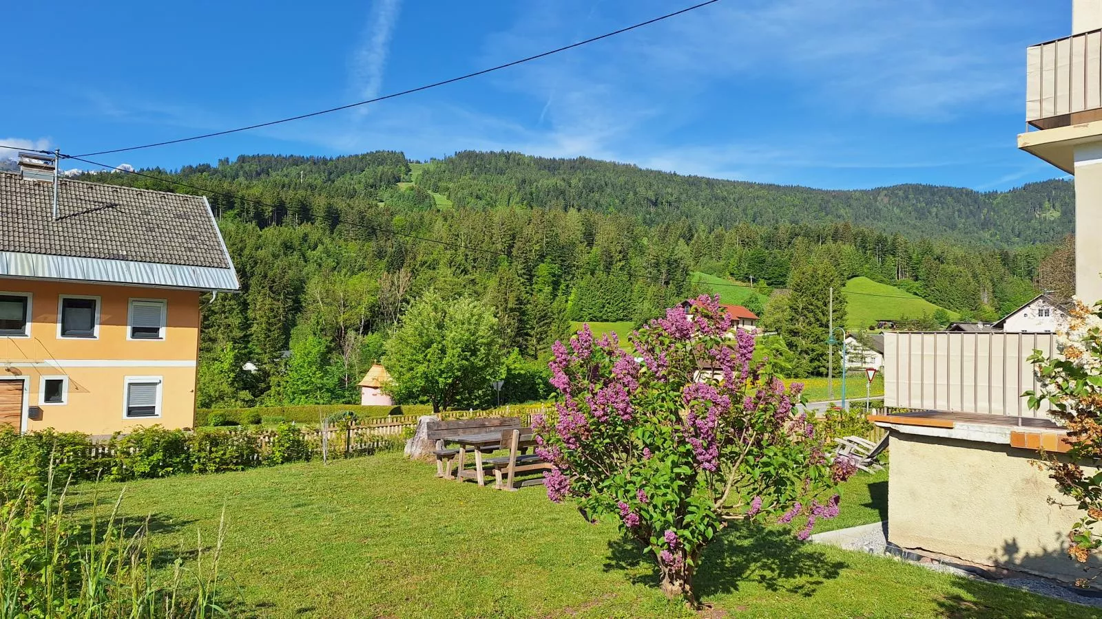 Jukbichl - Gardens in summer