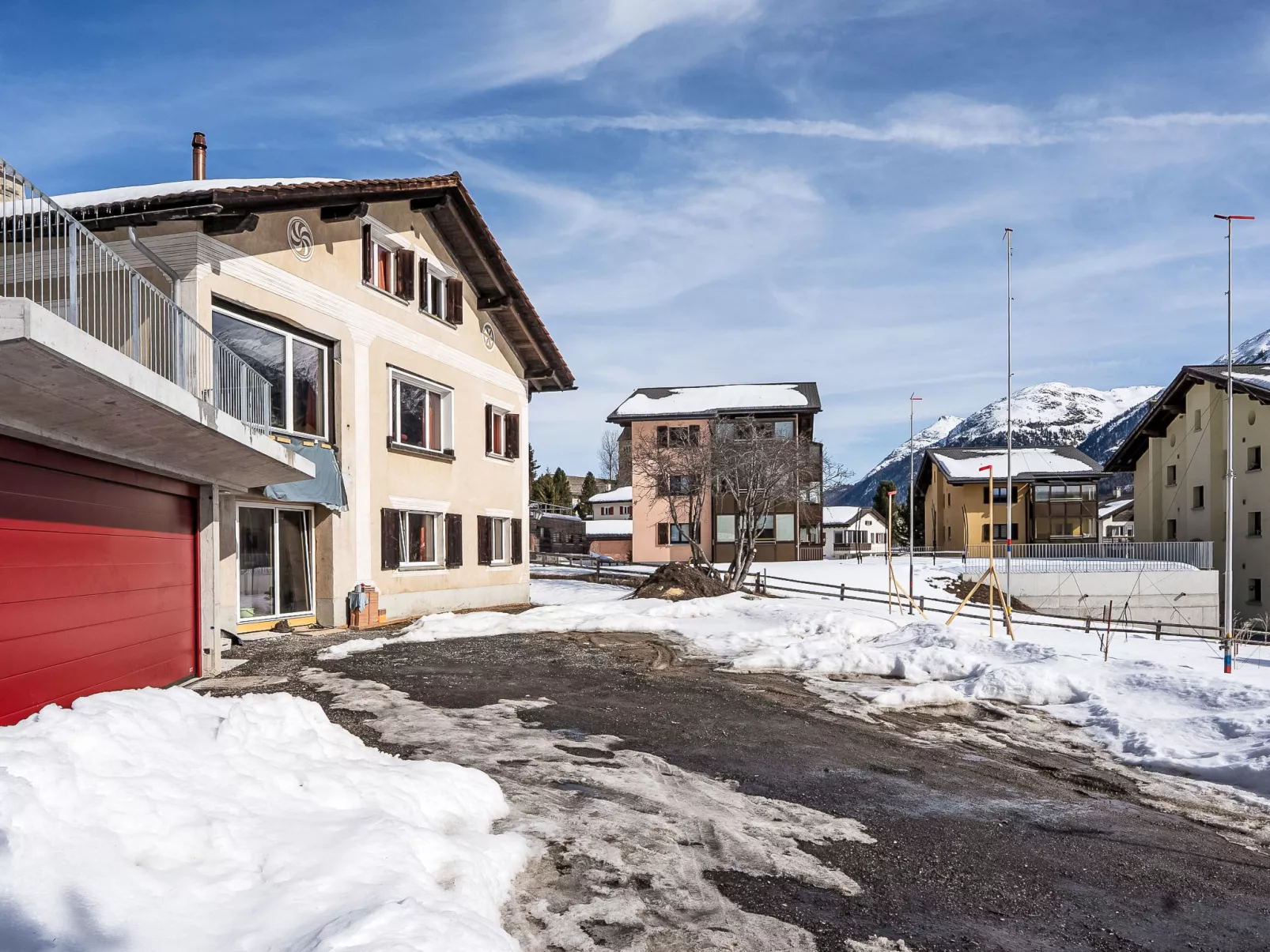 Chesa Giere - Draußen