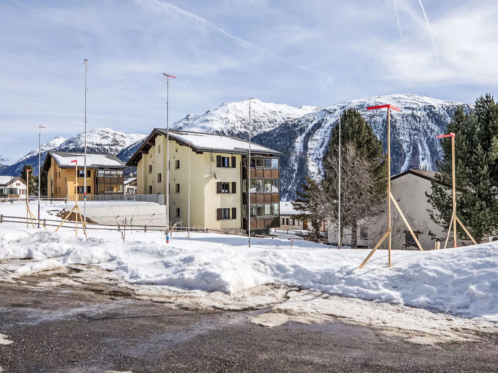 Chesa Giere - Draußen