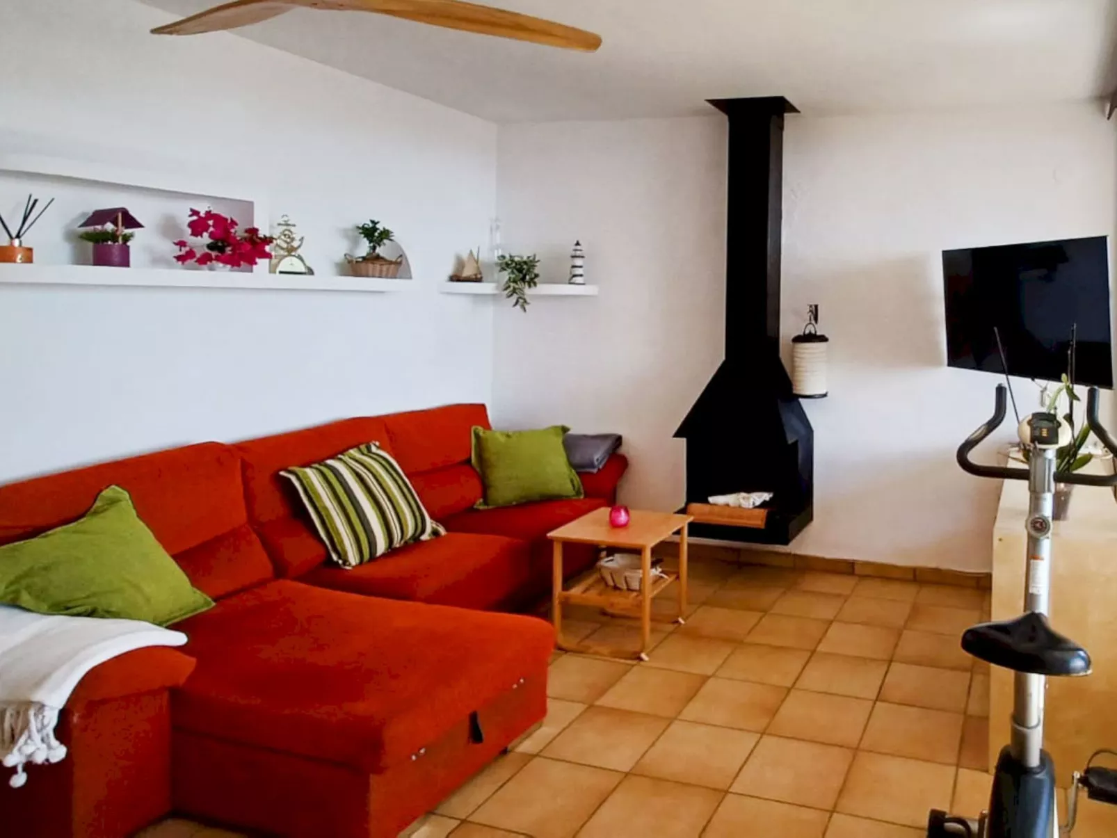 Too Menuda - Drinnen