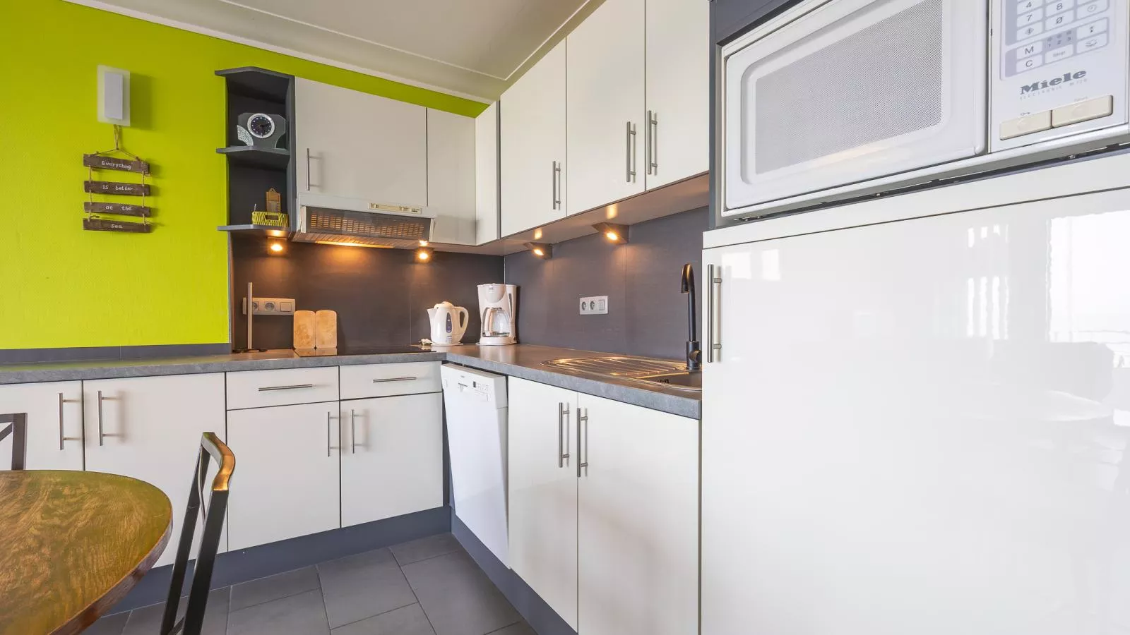 Concorde - 0004  - Kitchen