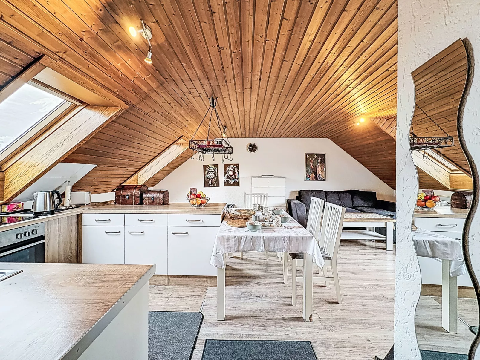 Münchenverrückt - Drinnen