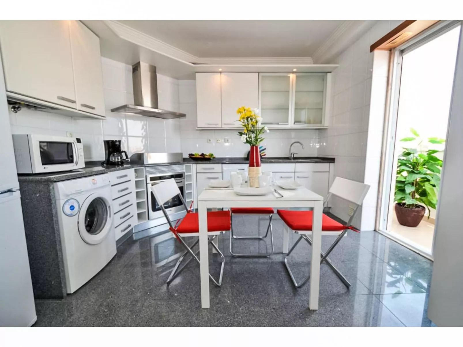 Expo Marina Lis - Inside