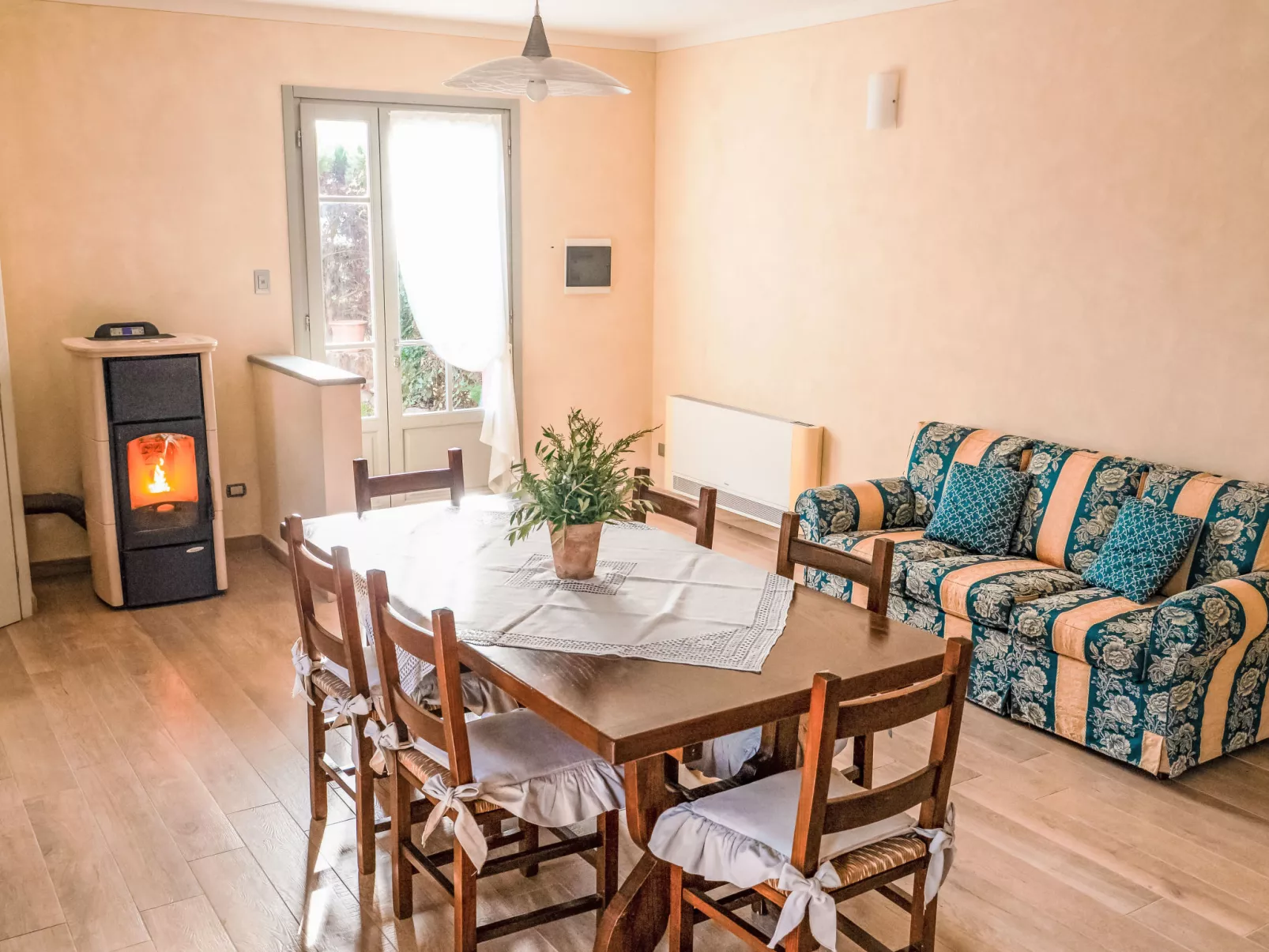 Podere Galieni - Inside