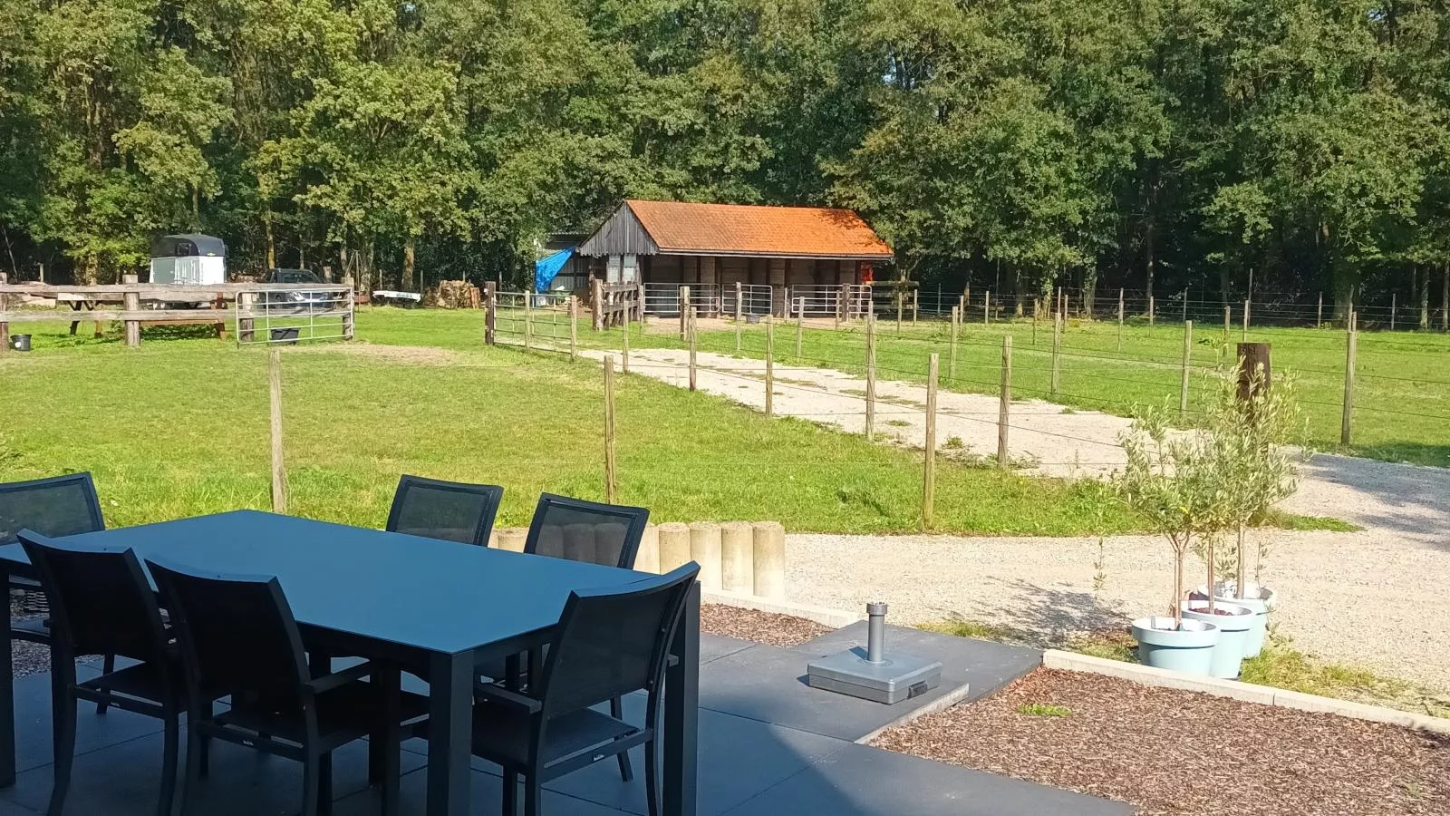 Huus 16 - Garten Sommer