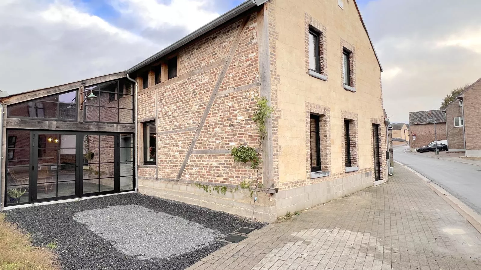 Maison Cuberdon-Außenbereich Sommer