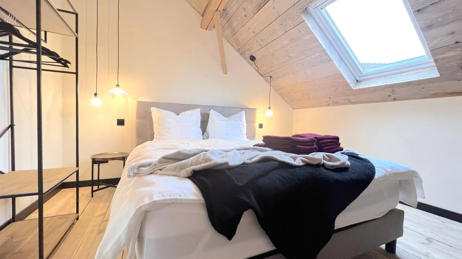 Maison Cuberdon-Schlafzimmer