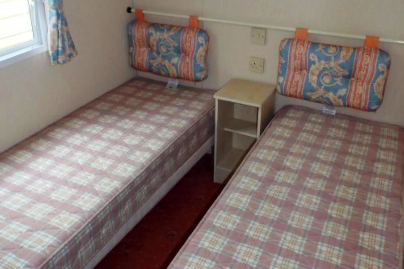 Mobilheim mit 3 Schlafzimmern bis 6 Personen - Chambre