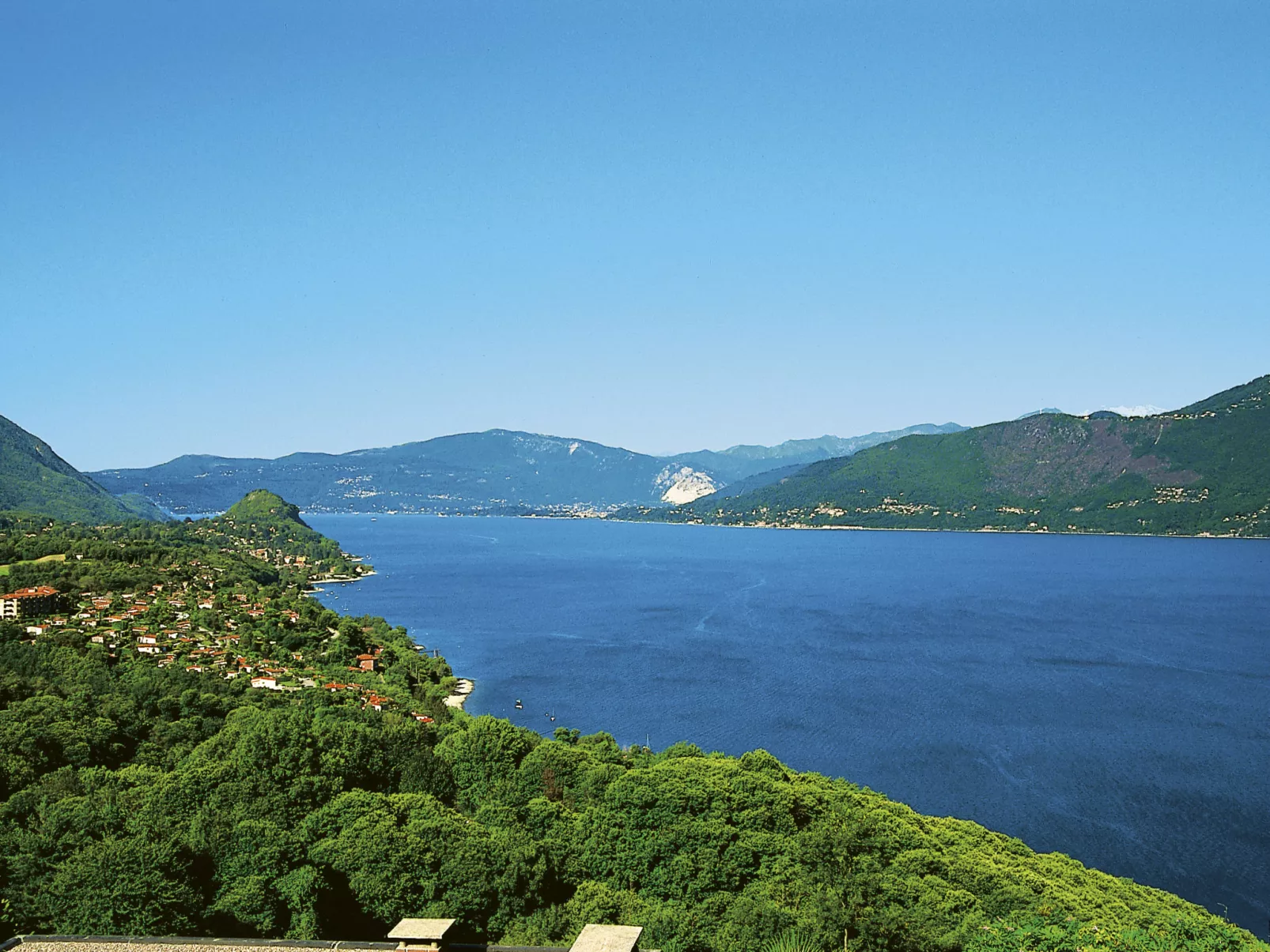 Brezzo di Bedero - Umgebung