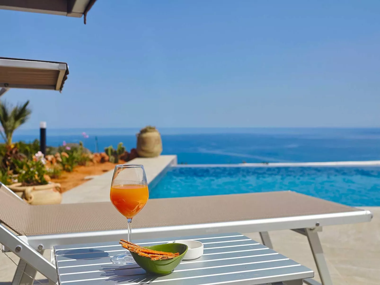 Charming Villa Antonella with pool and sea view - Dehors