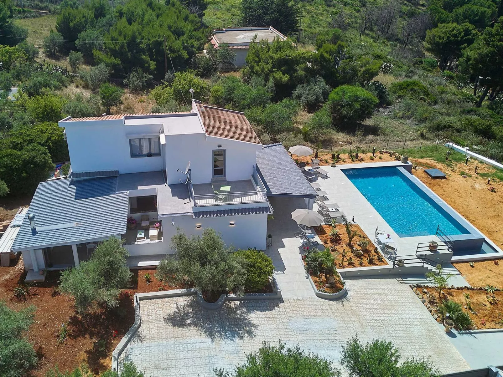 Charming Villa Antonella with pool and sea view - Dehors