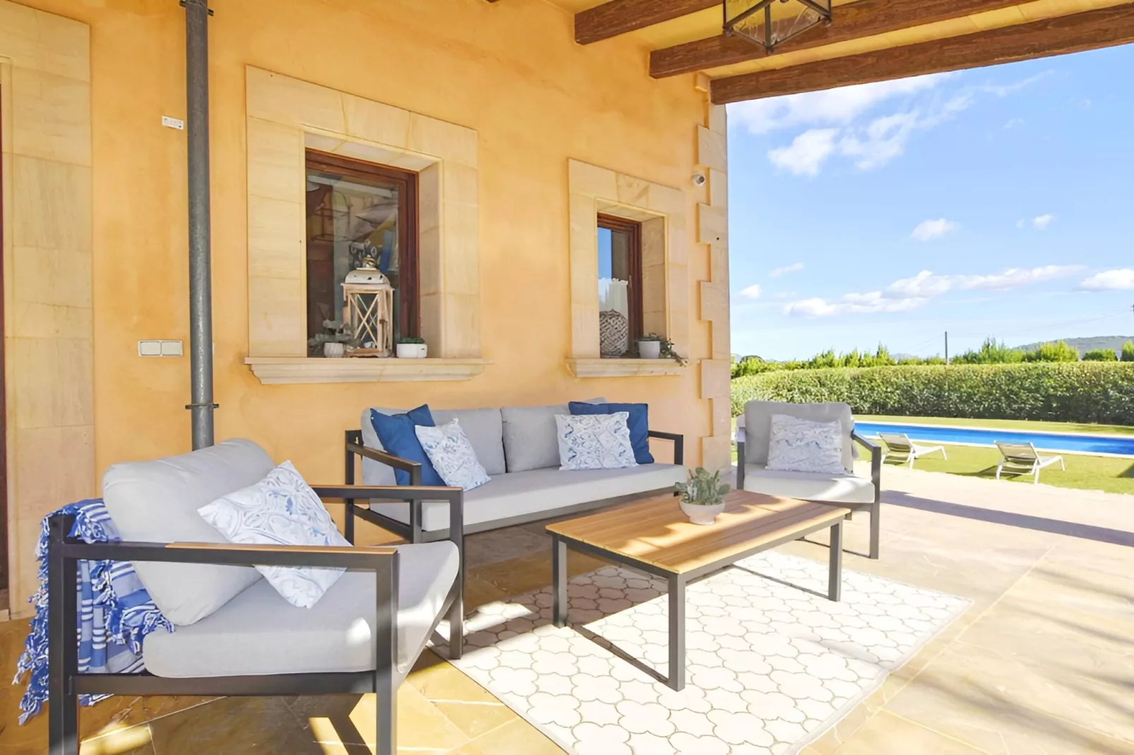 LLUM - Terrasse/Balkon