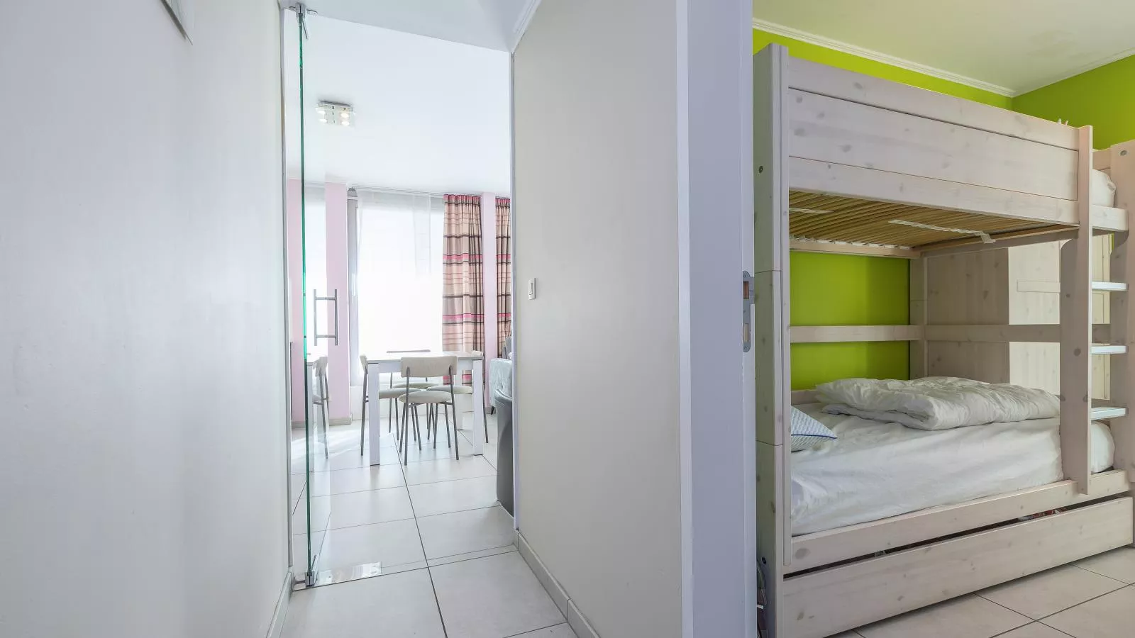 Baros - 0001 - Innenbereich