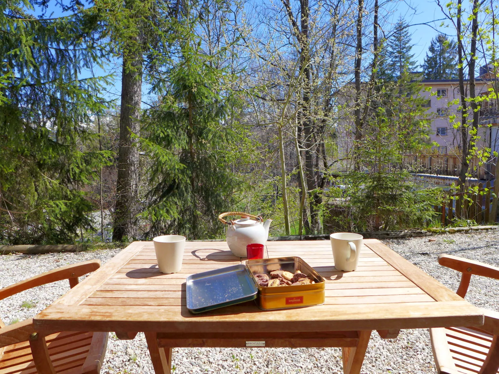 Andrea B15 - Outside