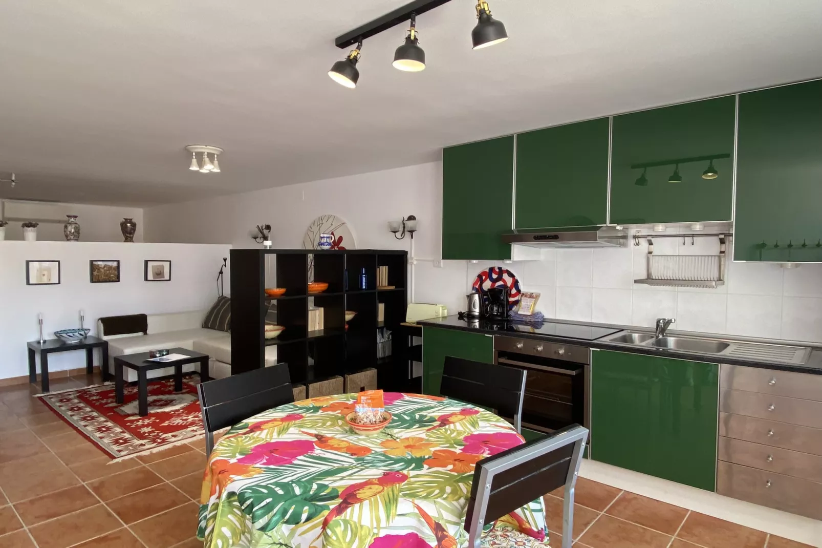 Hibiscos 7 San Juan de Capistrano by Casasol - Küche