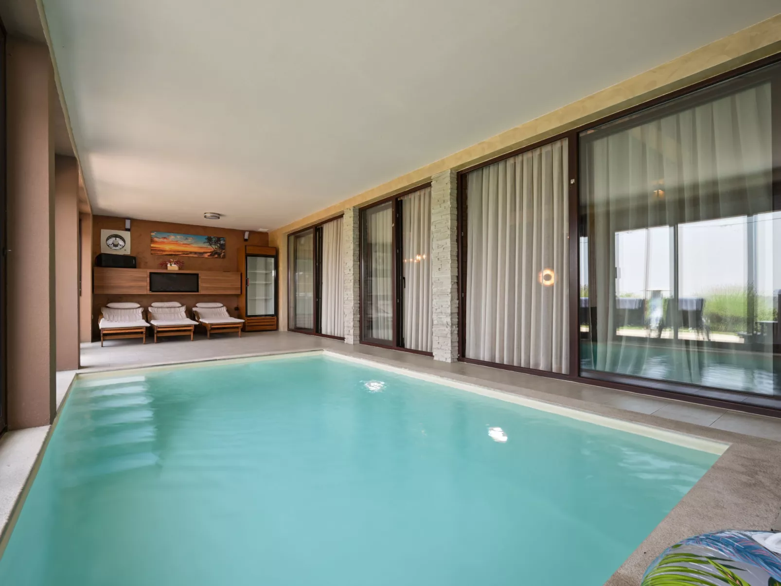 Divinus Holiday House