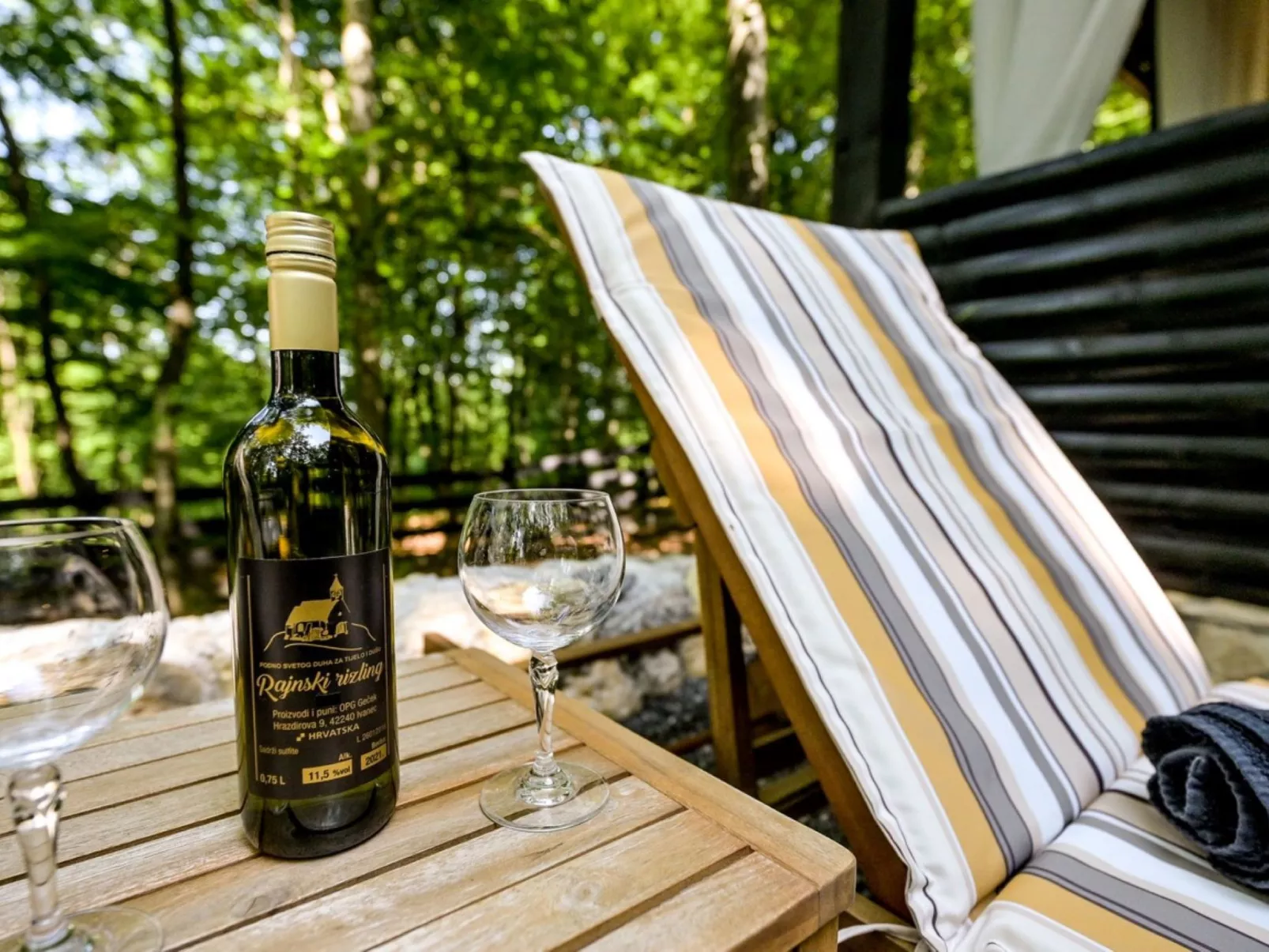 House Cabin Winterfell - Dehors