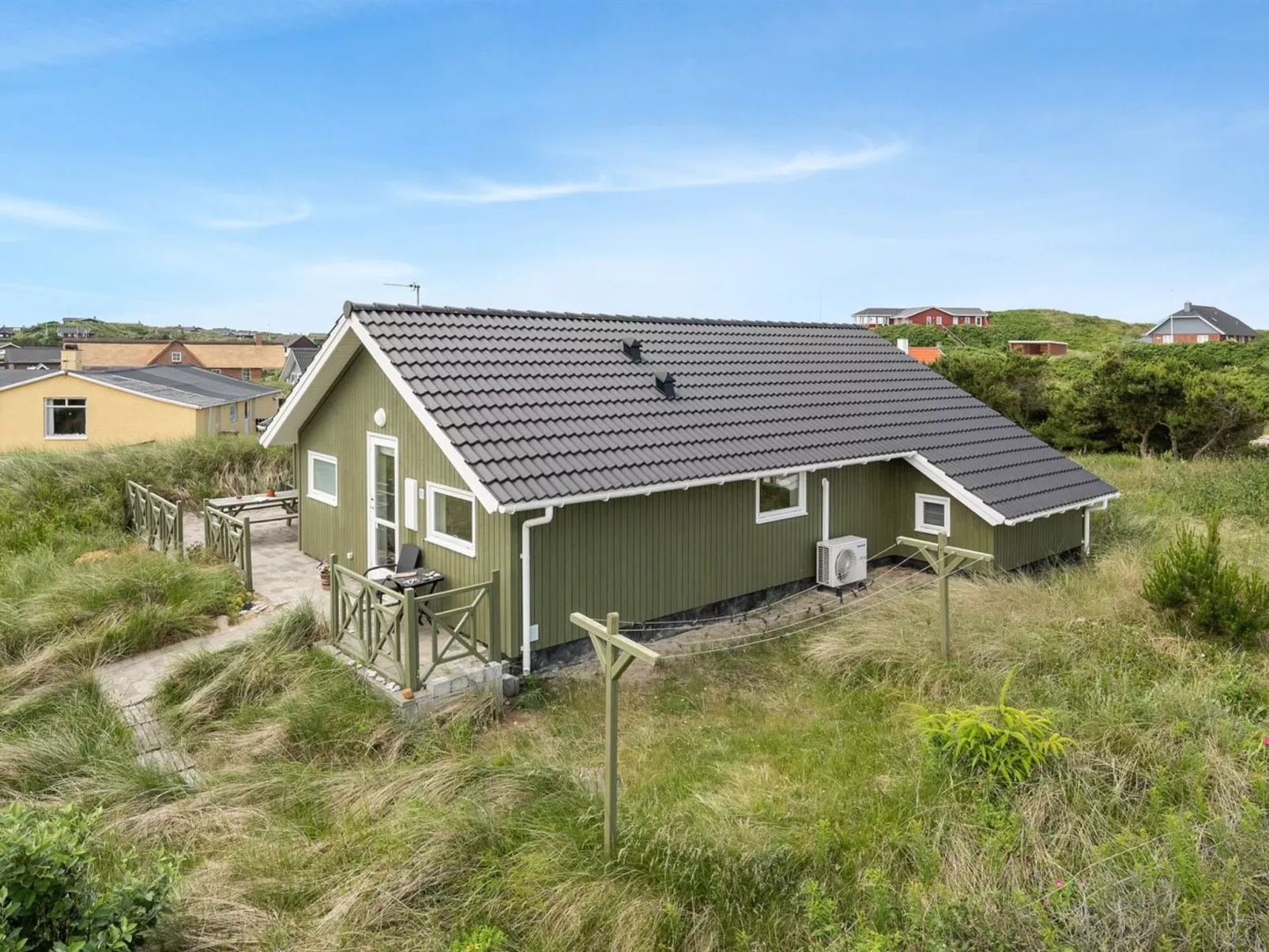 "Finnja" - 400m from the sea - Outside