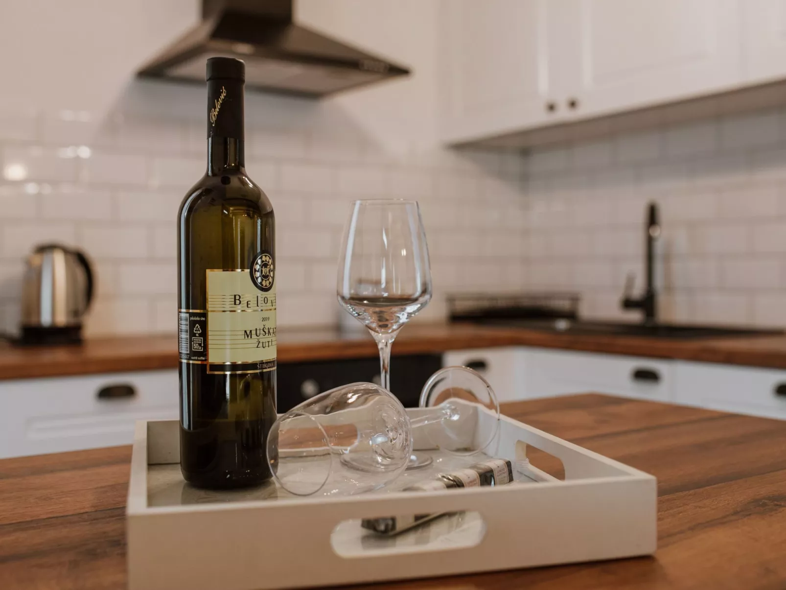 House The View - Inside