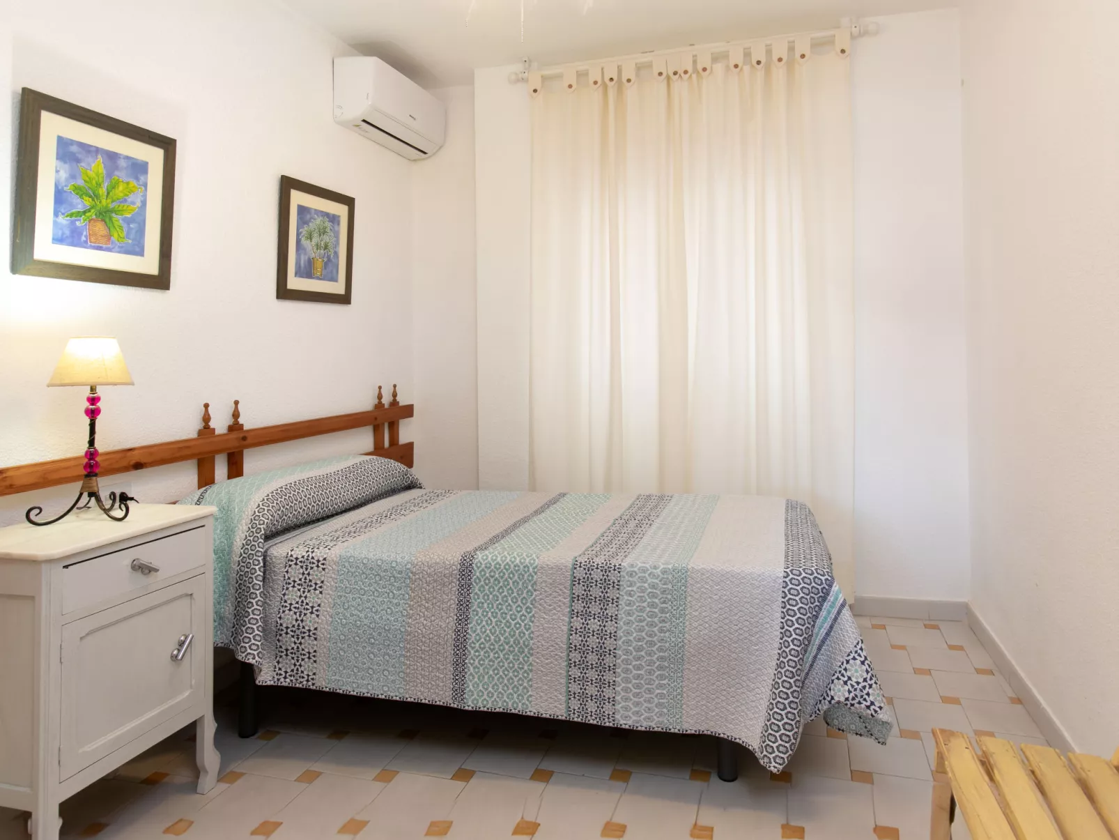 Happy House - Dedans