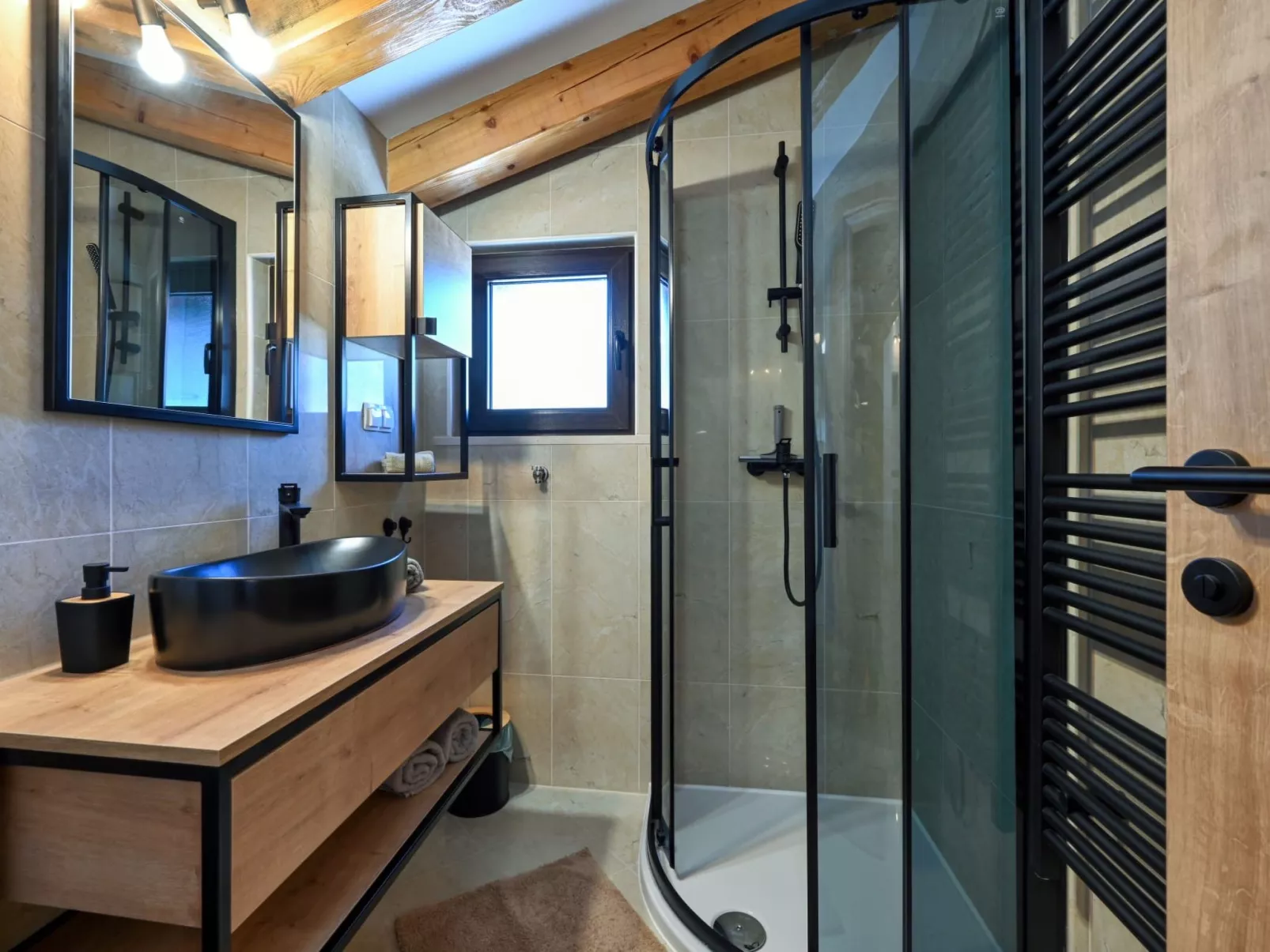 Villa Šumska vila AVA - Drinnen