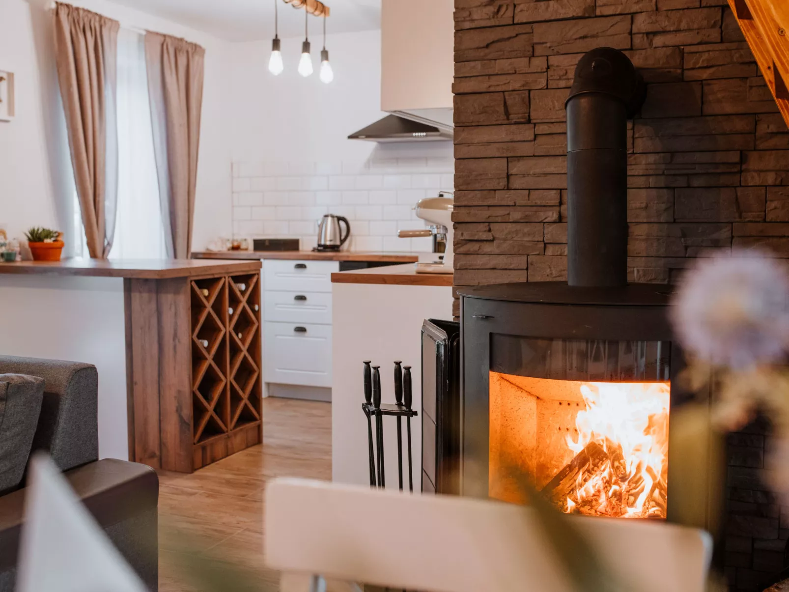 House The View - Inside