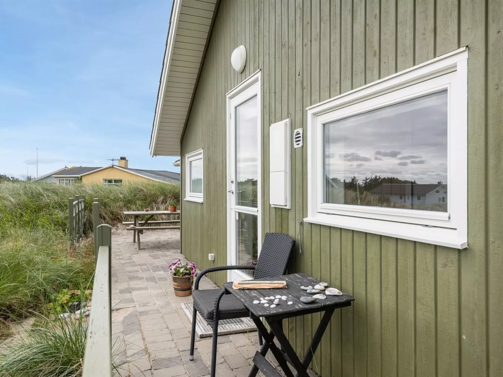 "Finnja" - 400m from the sea - Outside